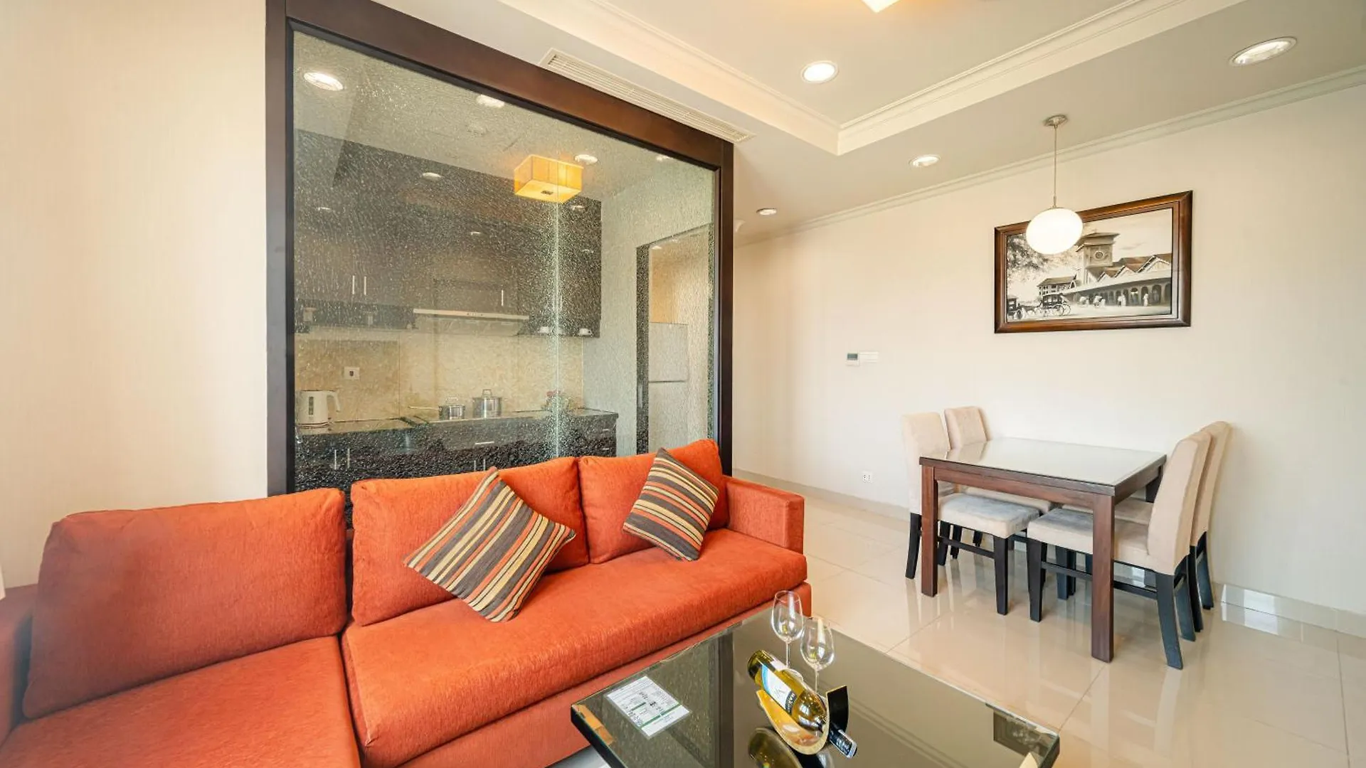 Apartment Mayfair Suites Ho Chi Minh City